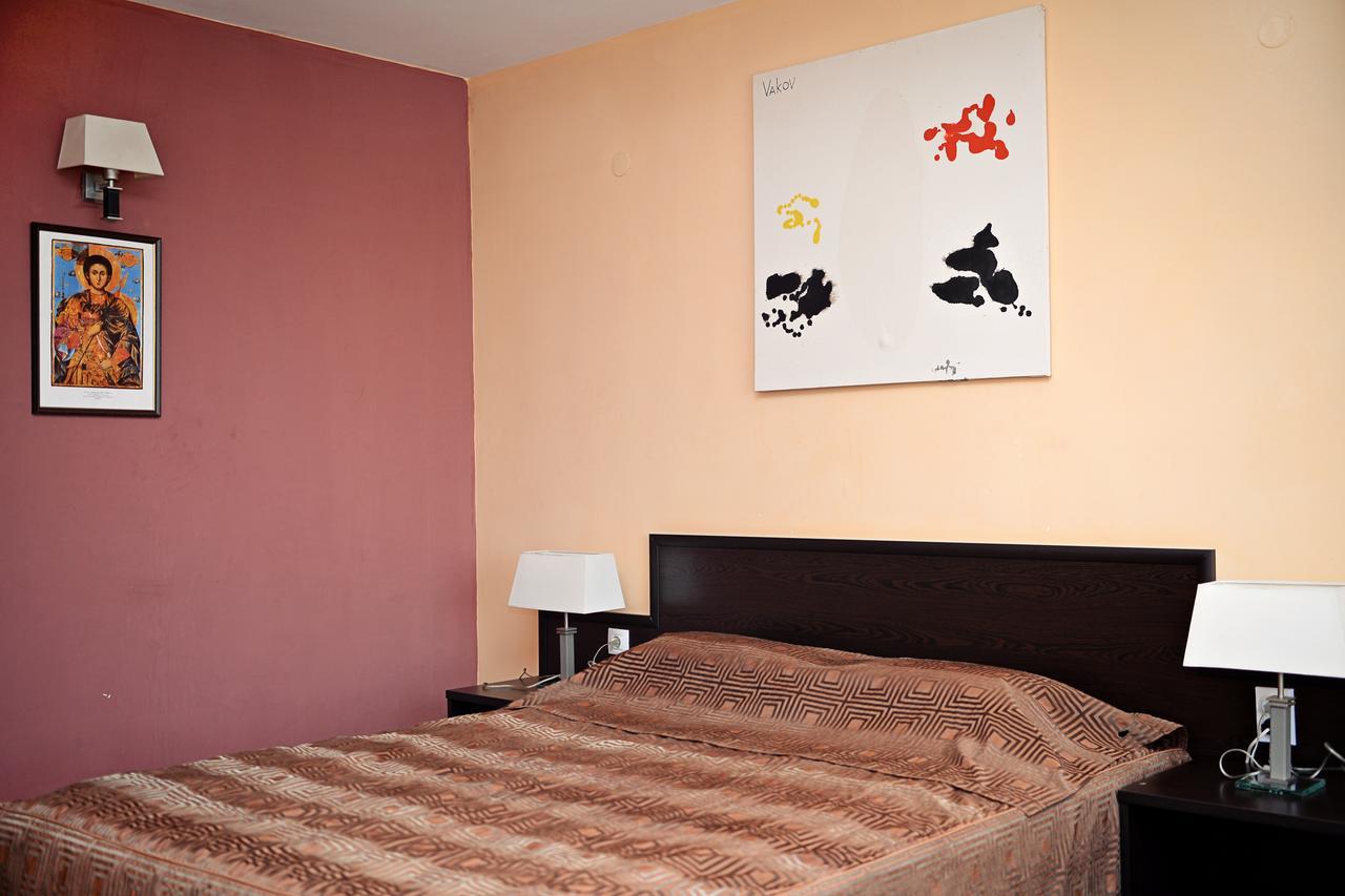 Family Art-Hotel Zora Vratsa Exterior foto