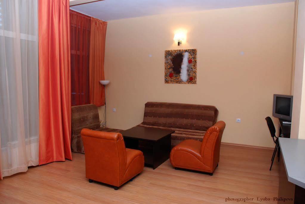 Family Art-Hotel Zora Vratsa Exterior foto